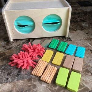 Lovevery Montessori Sensory Box
